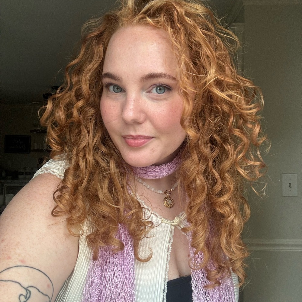 Meet your Posher, Mia